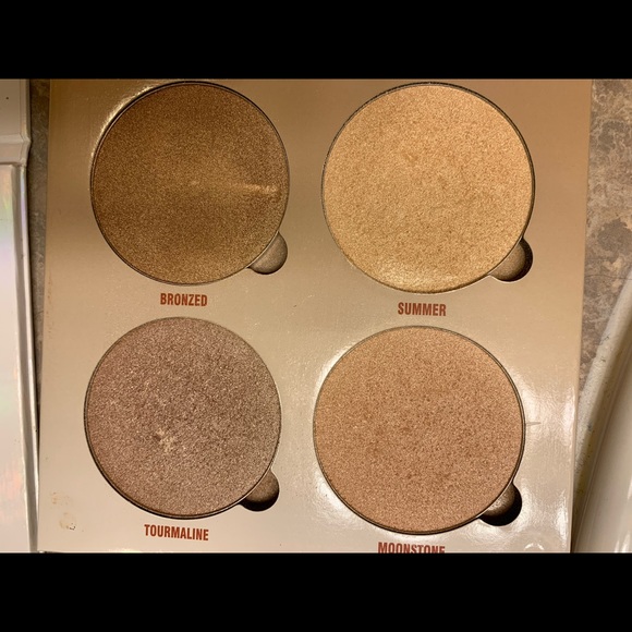PALETTE BUNDLE - Picture 4 of 5